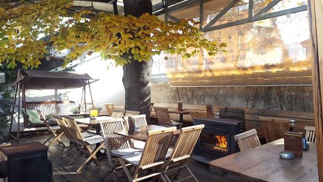 Izlozba, gostinske storitve